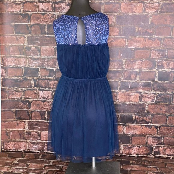 Mimi Chica Sleeveless Fit & Flare Mini Dress Size Small Sequins with Tulle Skirt - Picture 2 of 8